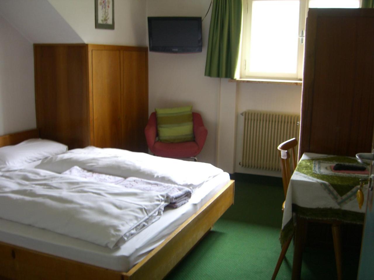 Hotel Villa Emilia Ortisei Pokoj fotografie